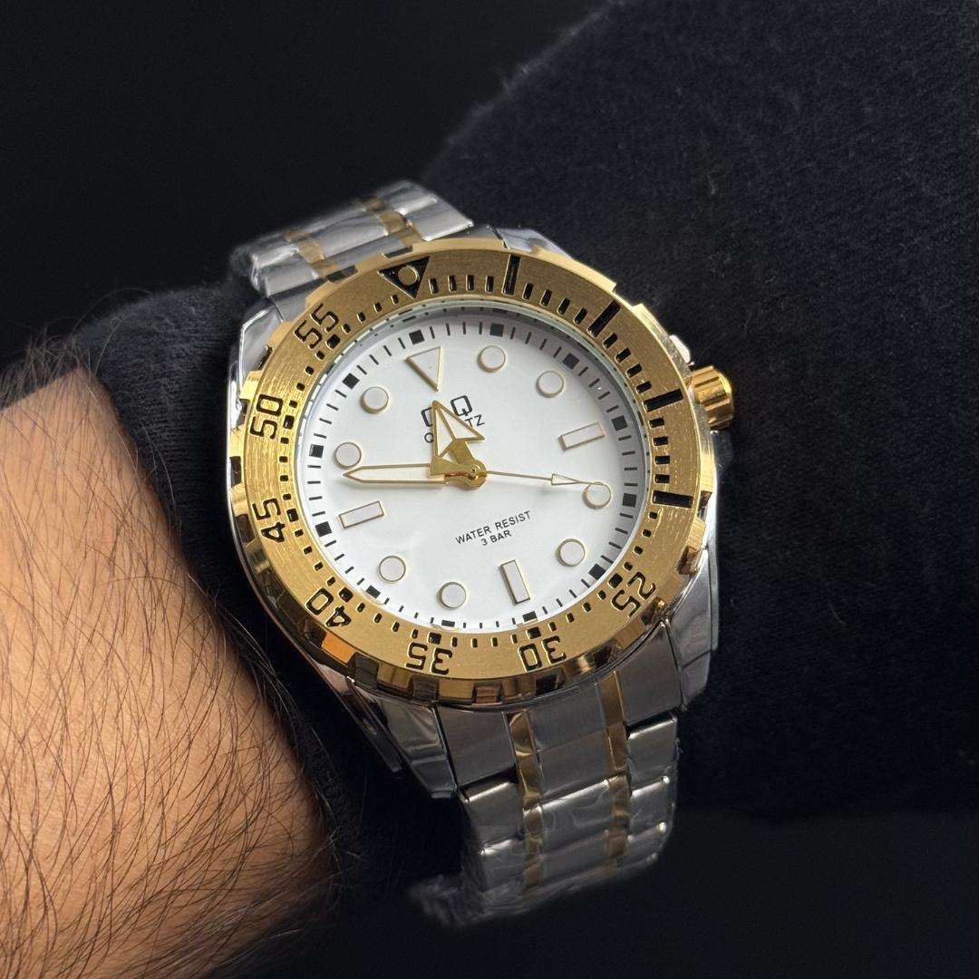 Qyq hombre Bazel Bicolor Tablero Blanco-Dorado