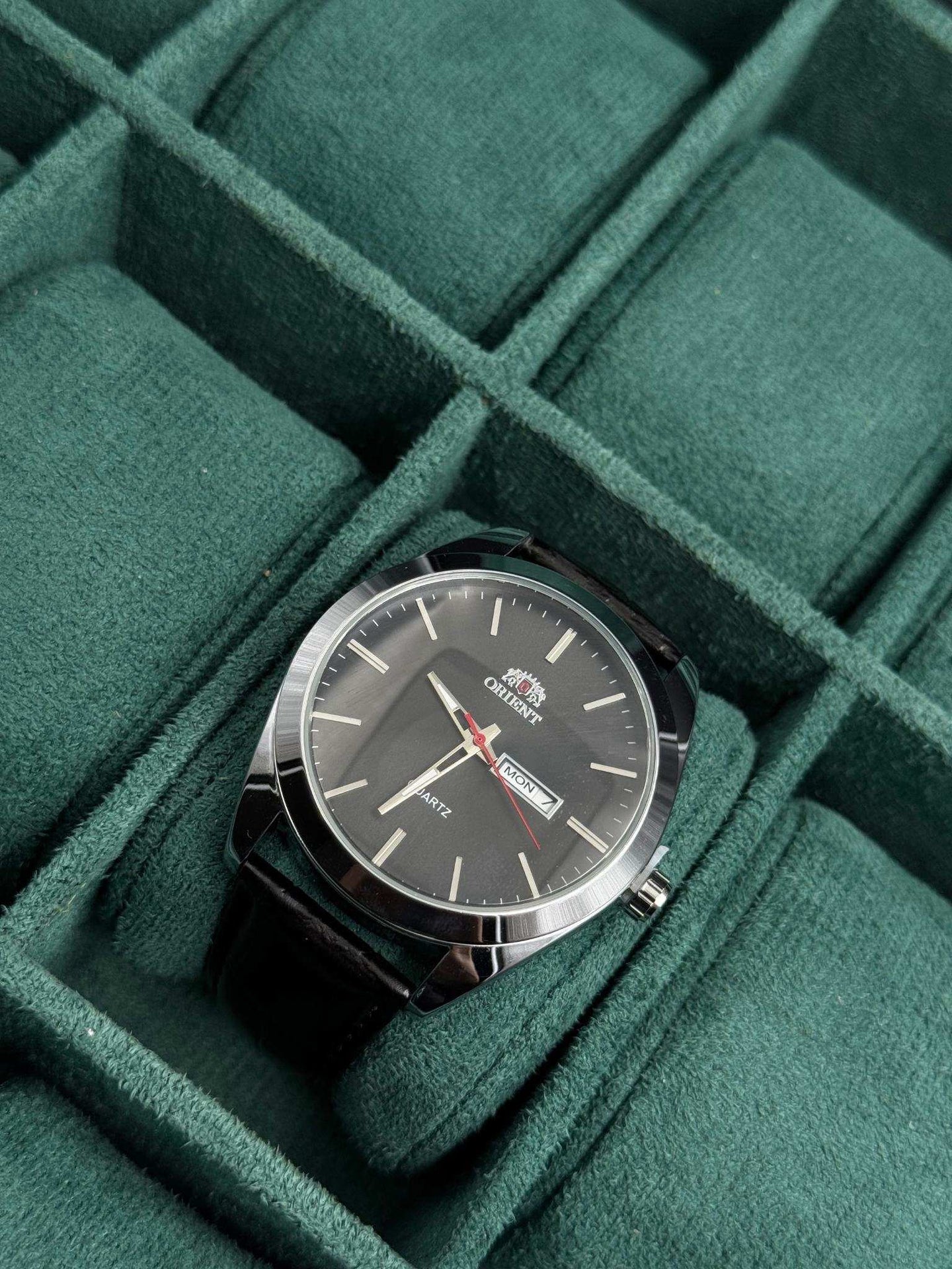 ORNT Clásico 320 Cuero Negro Tablero Negro