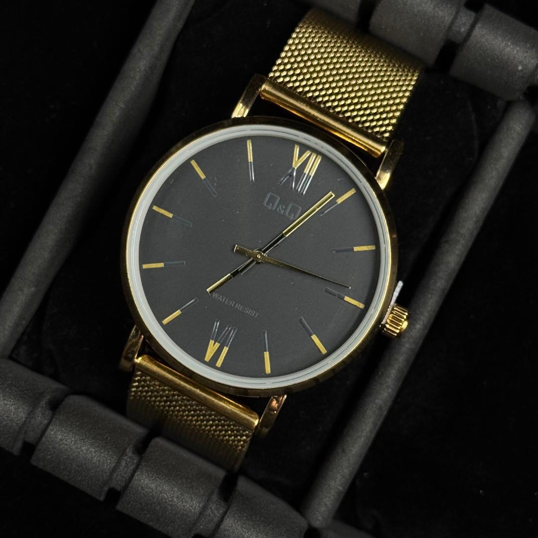 QYQ DORADO TABLERO NEGRO- AMARILLO