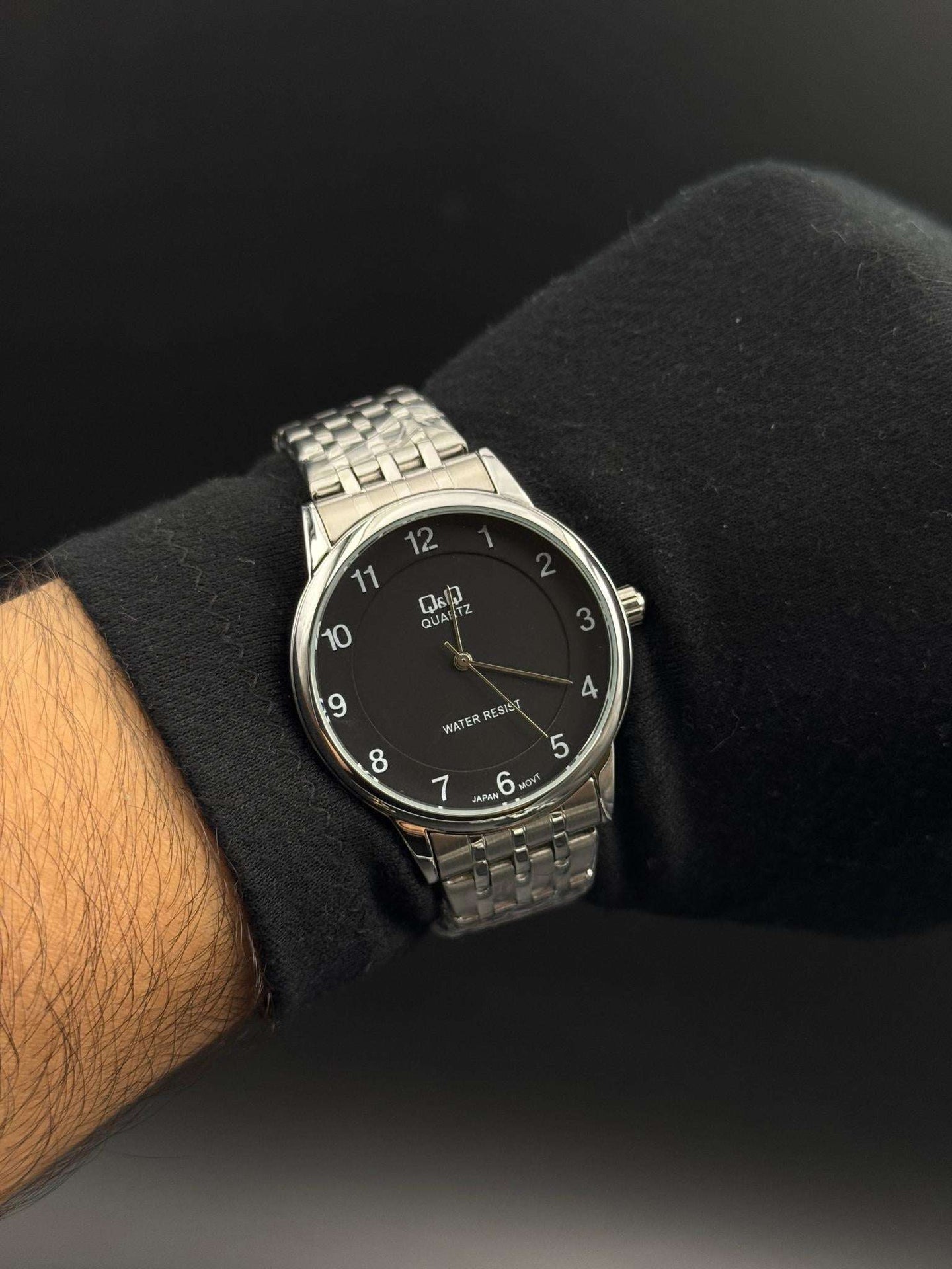 QYQ 12H Plateado Tablero Negro