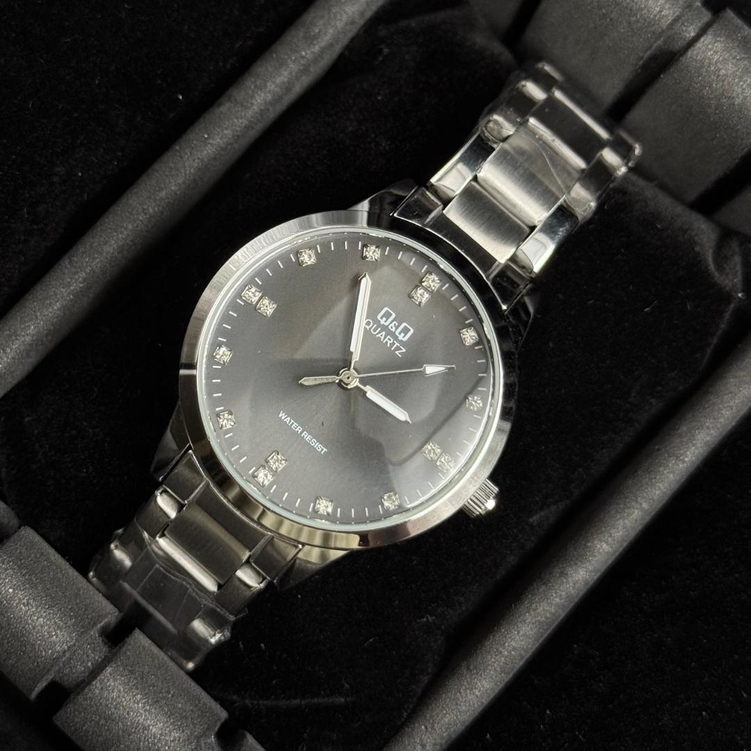 QYQ Mujer Diamond Plateado Tablero Negro