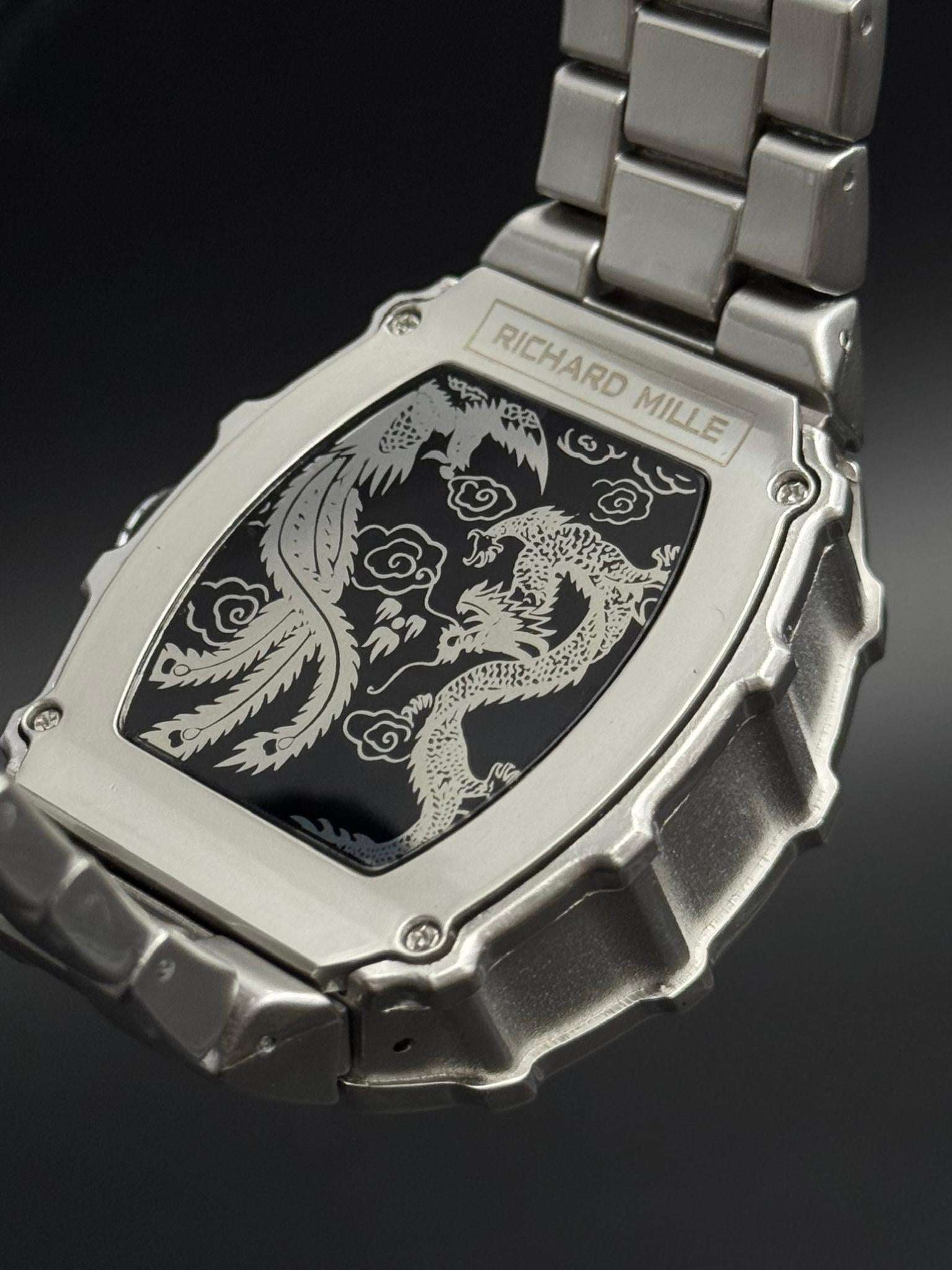 Rchrd Mll Metal Dragon Plateado - Blanco