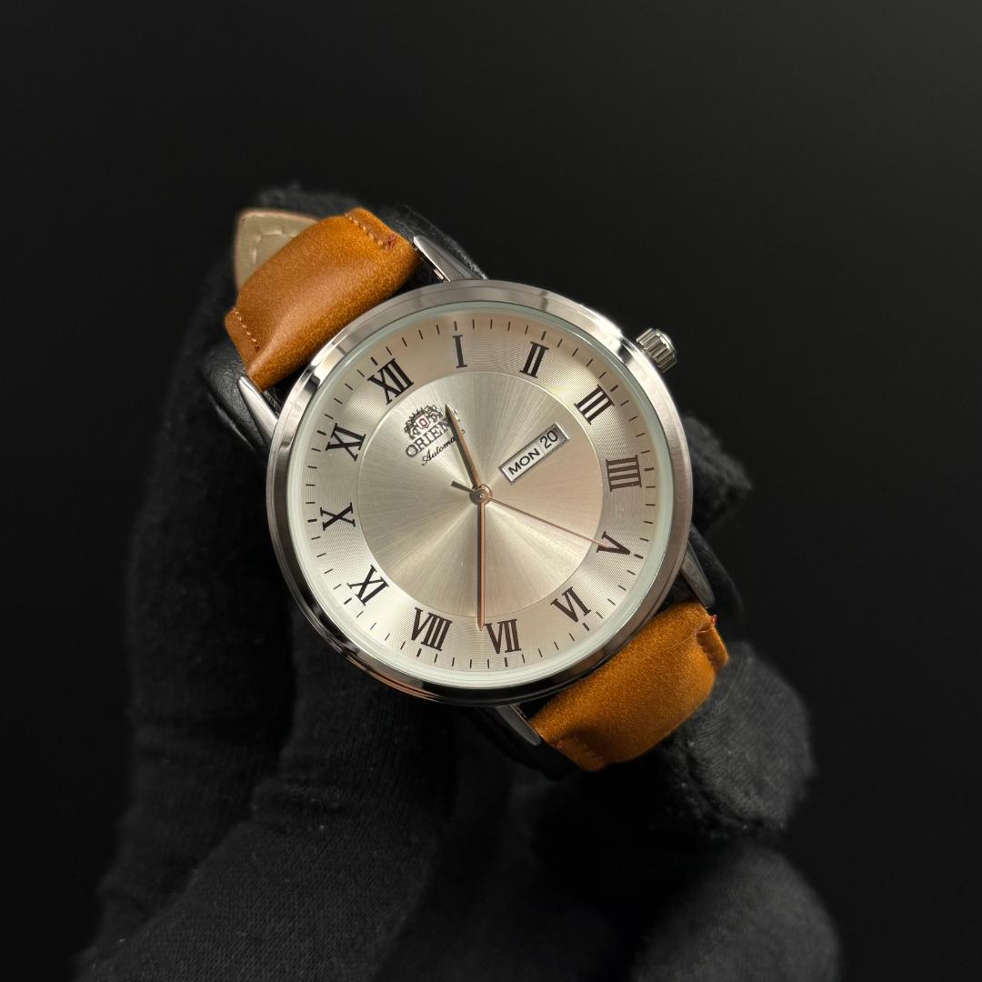 Ornt Cuero Café Tablero Plateado - Plateado