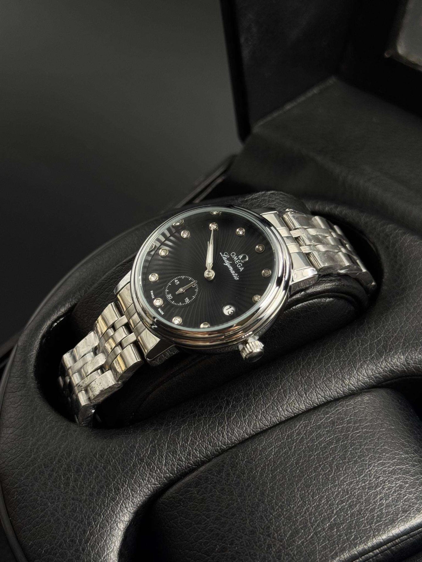 Omga Mujer Plateado Tablero Negro