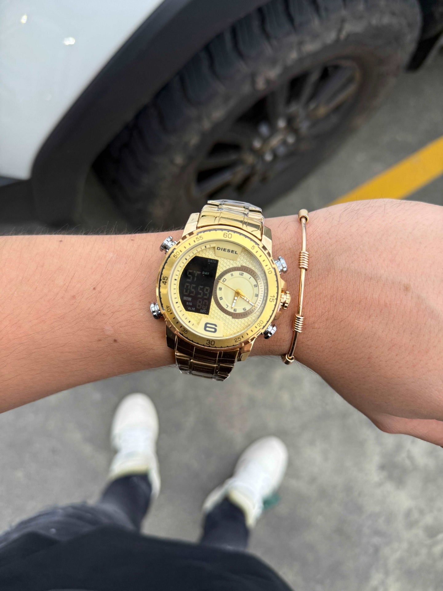 DIESEL DOBLE HORA DORADO TABLERO DORADO