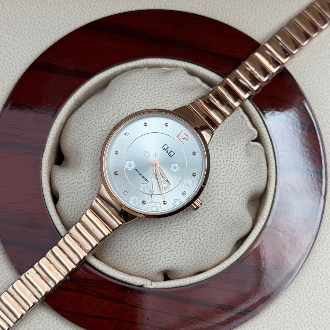 QYQ MUJER FLORES ORO ROSA TABLERO PLATEADO