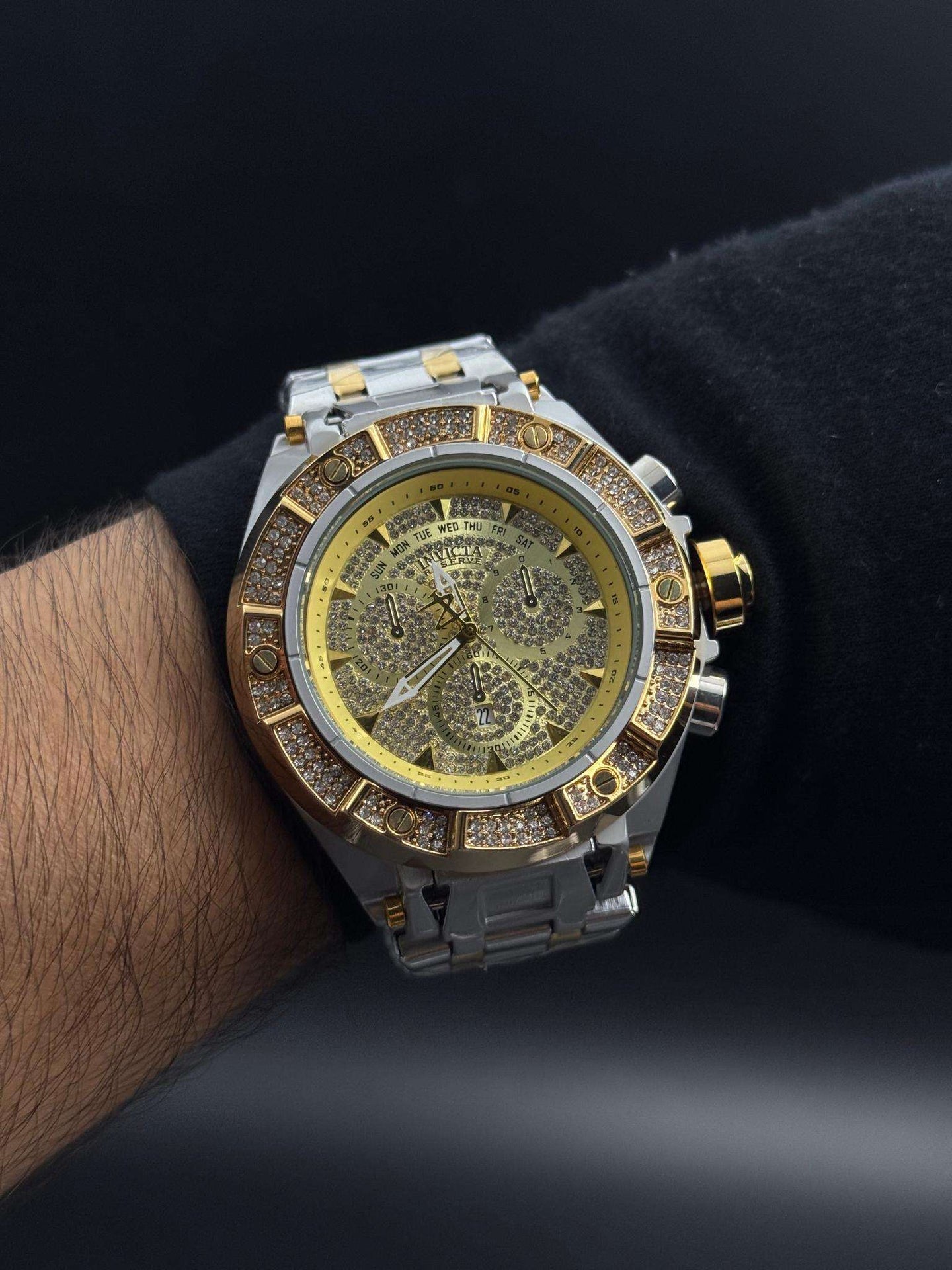 Invct Crono Circones  Bicolor Dorado Tablero Dorado