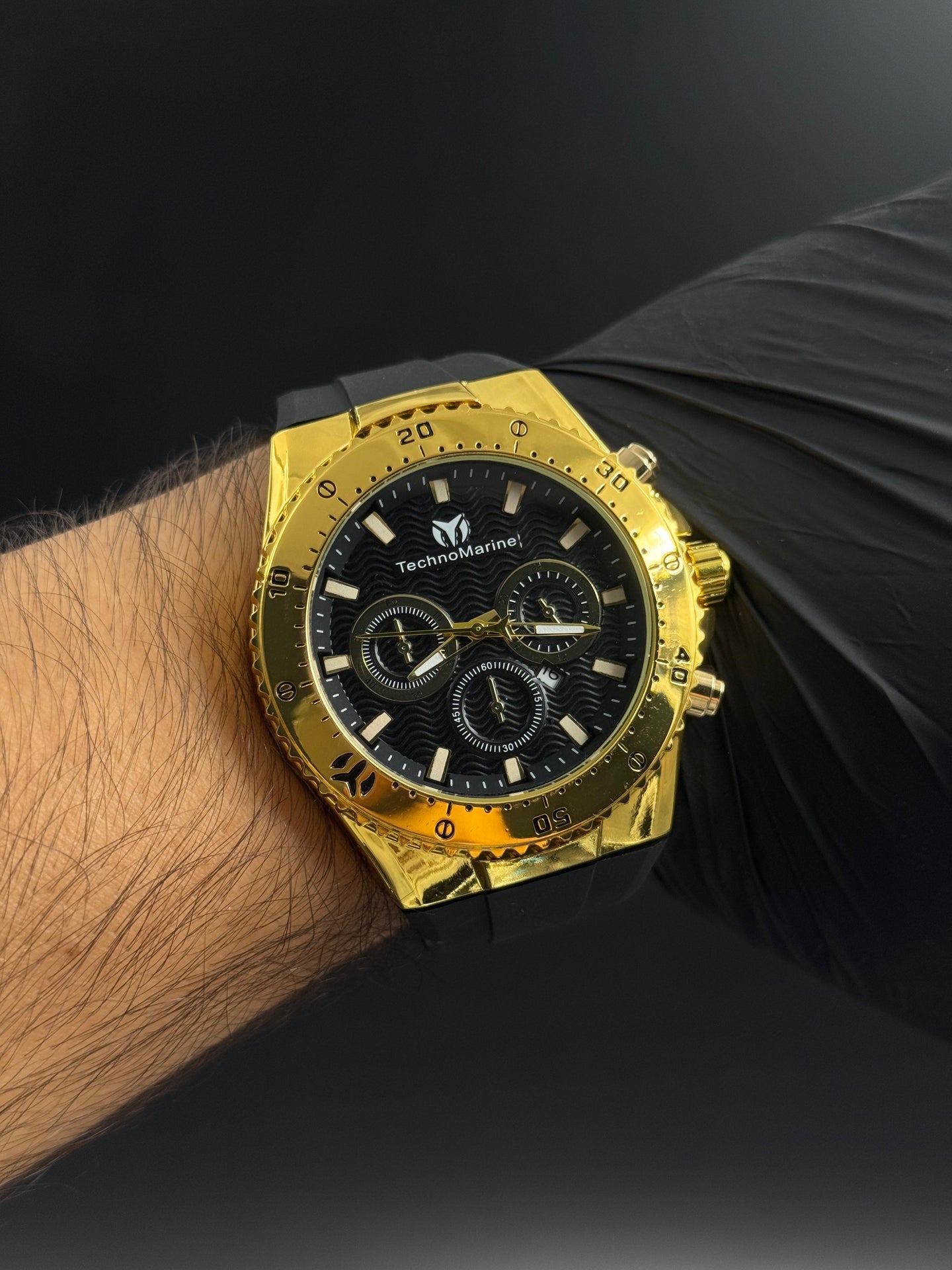 Tchmrn 3R Goma Negra Tablero Negro Dorado