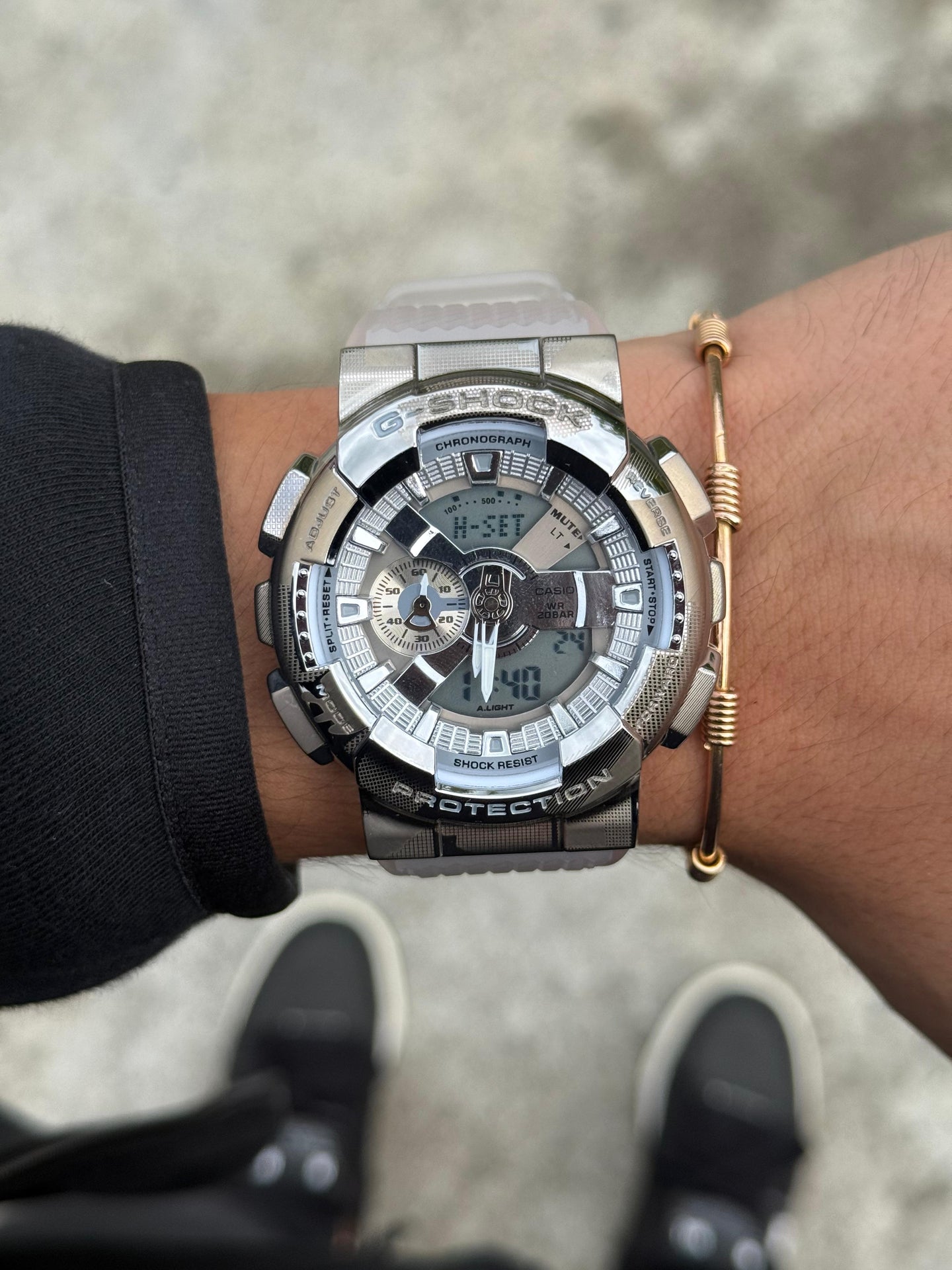 G-Shck GA-110 Metal Blanco Tablero Plateado